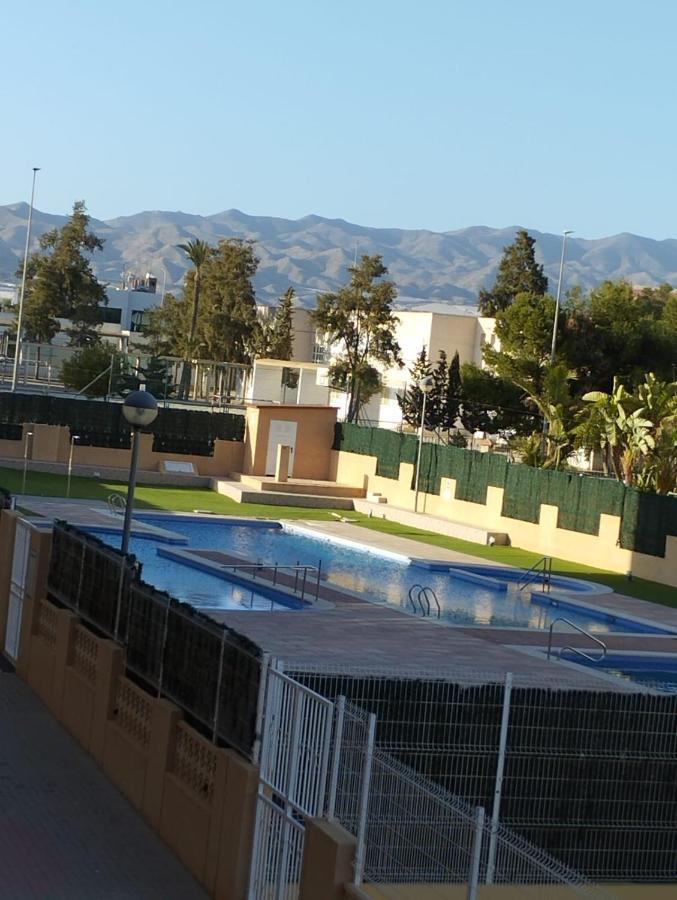 Apartamento Amplio Piso Con Vistas A La Playa De Poniente Águilas Exterior foto