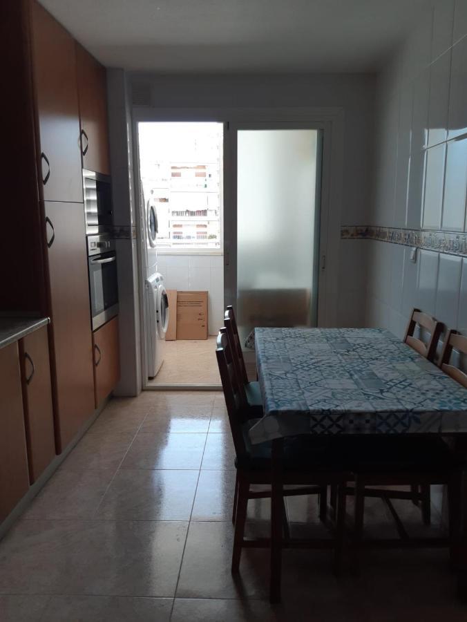 Apartamento Amplio Piso Con Vistas A La Playa De Poniente Águilas Exterior foto